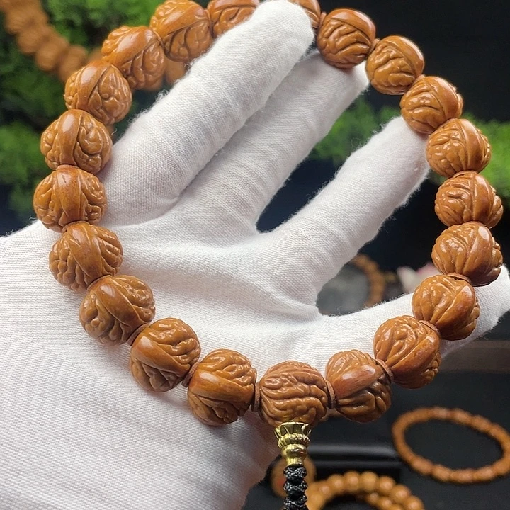 桃核吊坠秦岭龙纹桃核