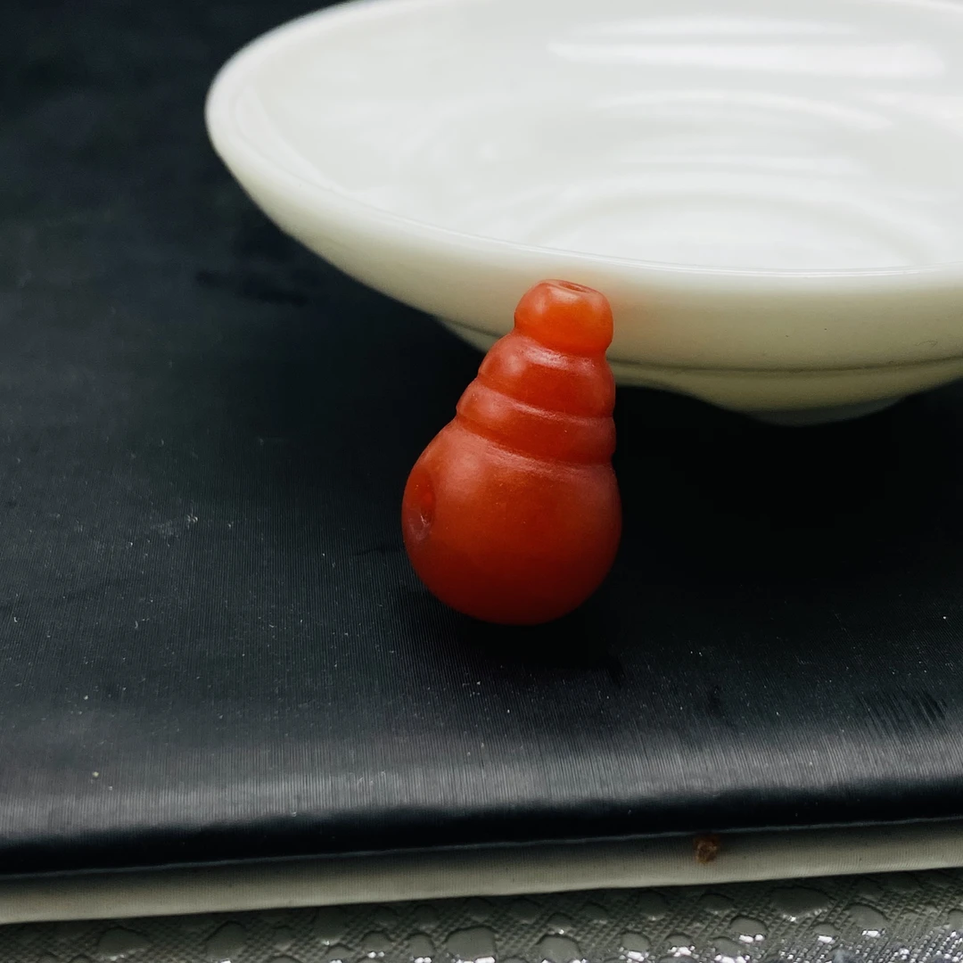 B10号精品时尚满色满肉高品质吊坠多样性发一件