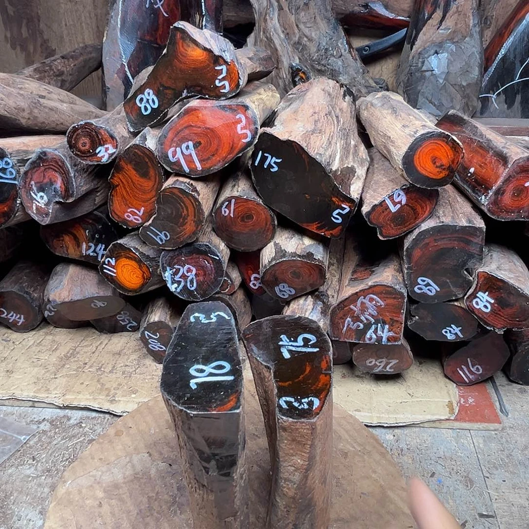 祖***弓檀木大红酸枝交趾黄檀