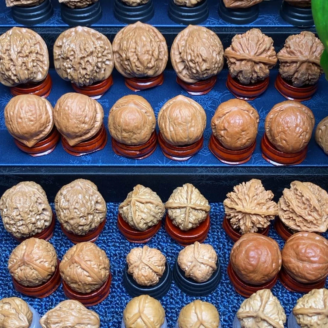 文玩核桃把件胡**王手捻