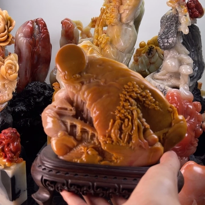 田黄石举杯邀明月