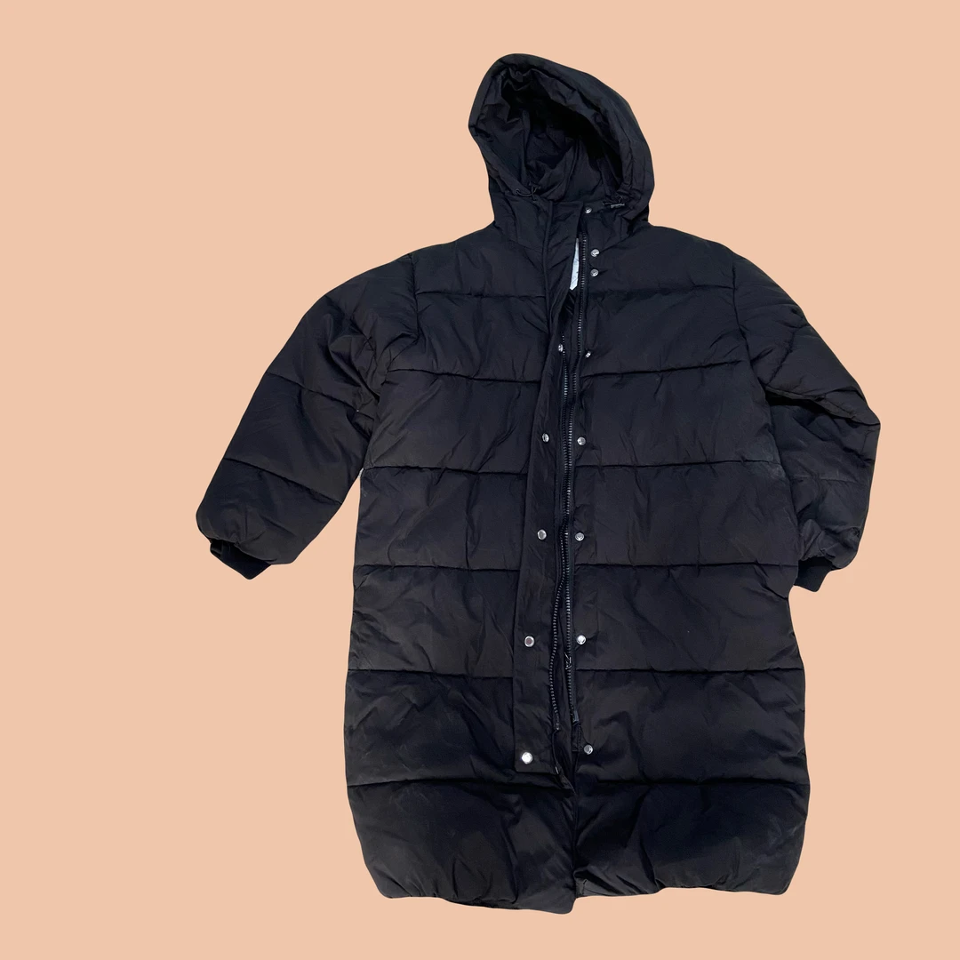 【瑕疵品】H爱母黑色厚实长款过膝盖保暖厚款连帽大拉链棉服