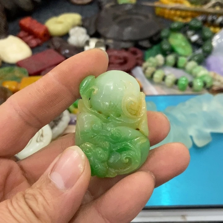 白玉菩提吊坠摆件