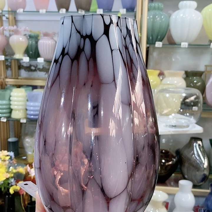 玻璃紫色彩点花瓶