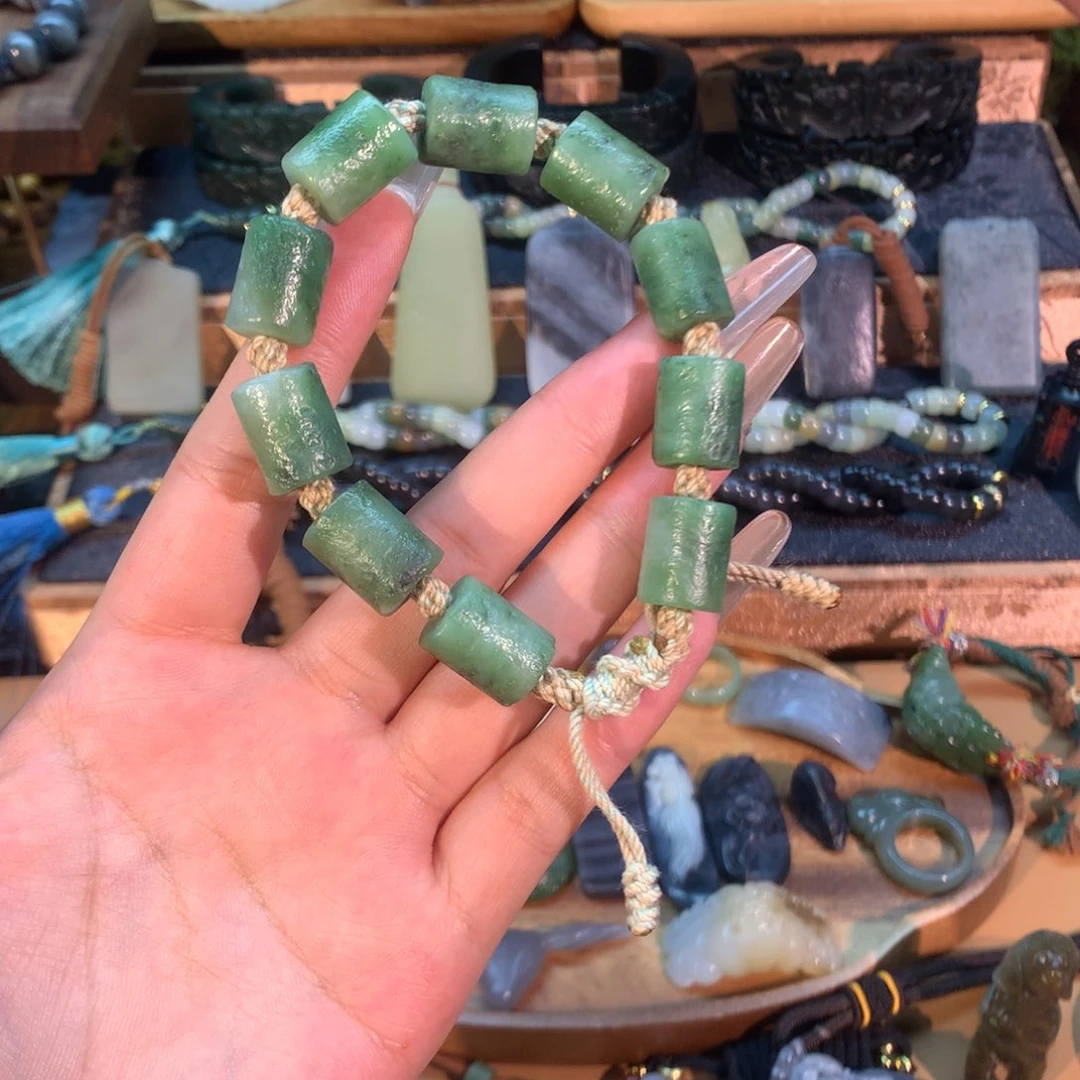 和田玉（糖玉）未镶嵌挂件