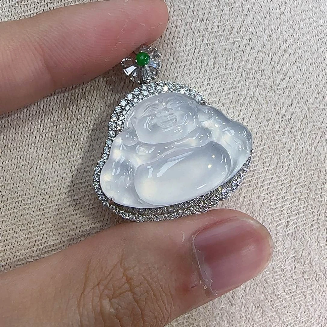 翡翠颈饰18K金镶嵌天然翡翠