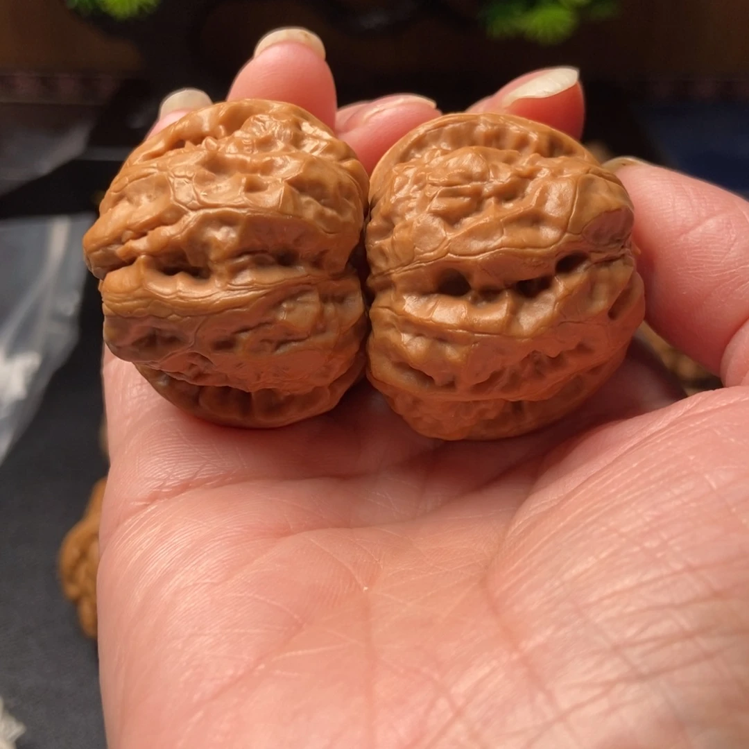 文玩核桃把件蛤蟆头38