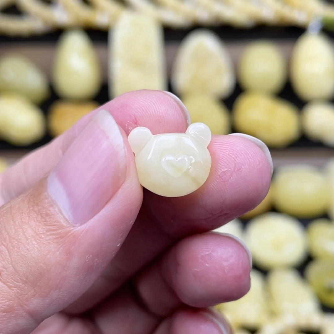 琥珀未镶嵌裸石琥珀蜜蜡