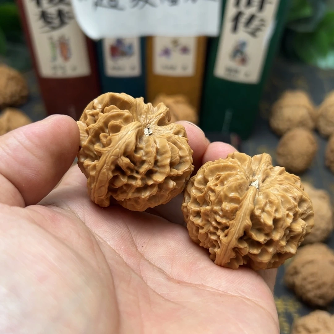 小***磊文玩核桃把件42龙门涧狮子头