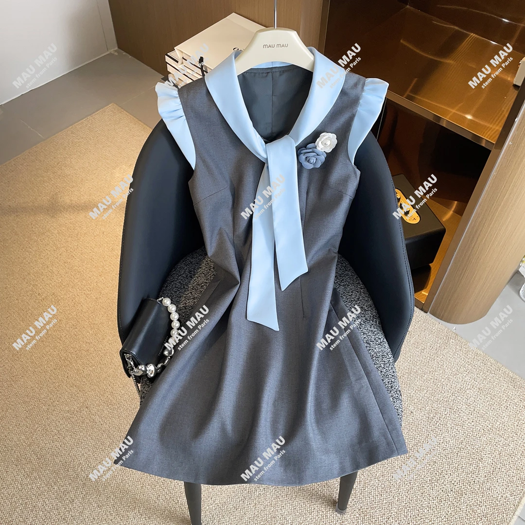 MIUMEM 2025夏季新款法式设计感玫瑰花朵V领背心连衣裙 DY7765