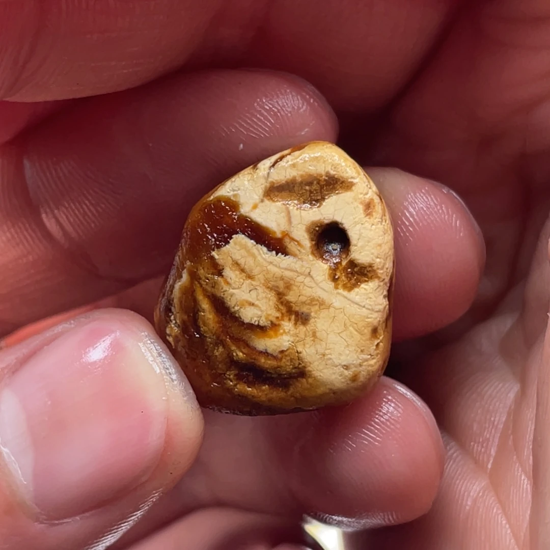 定制琥珀未镶嵌蜜蜡原石定制