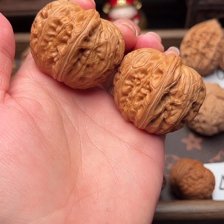 文玩核桃把件42全品元宝4072