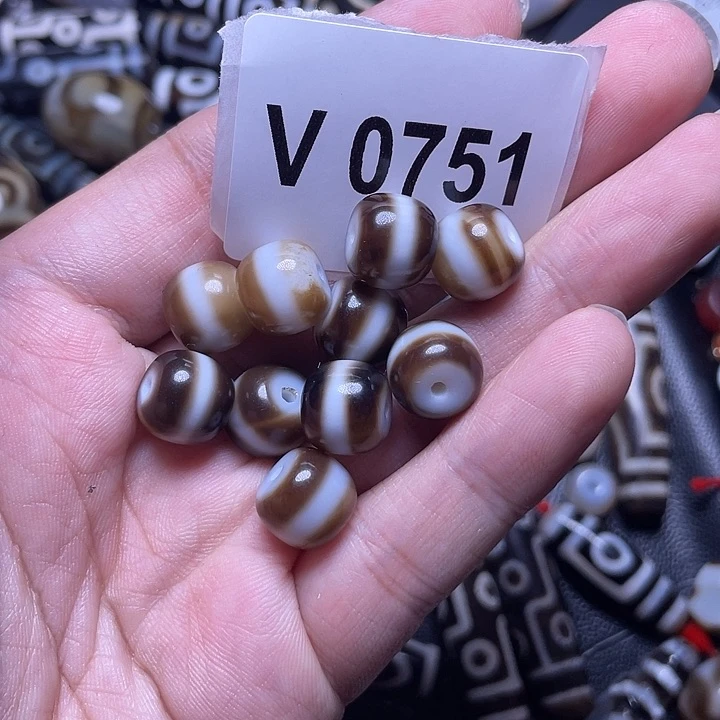 玛瑙/玉髓颈饰未镶嵌微瑕