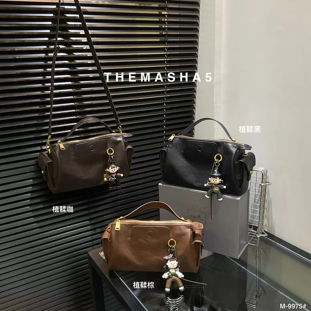 9975 玛莎今年流行植鞣皮复古简约百搭枕头包时髦波士顿手提包