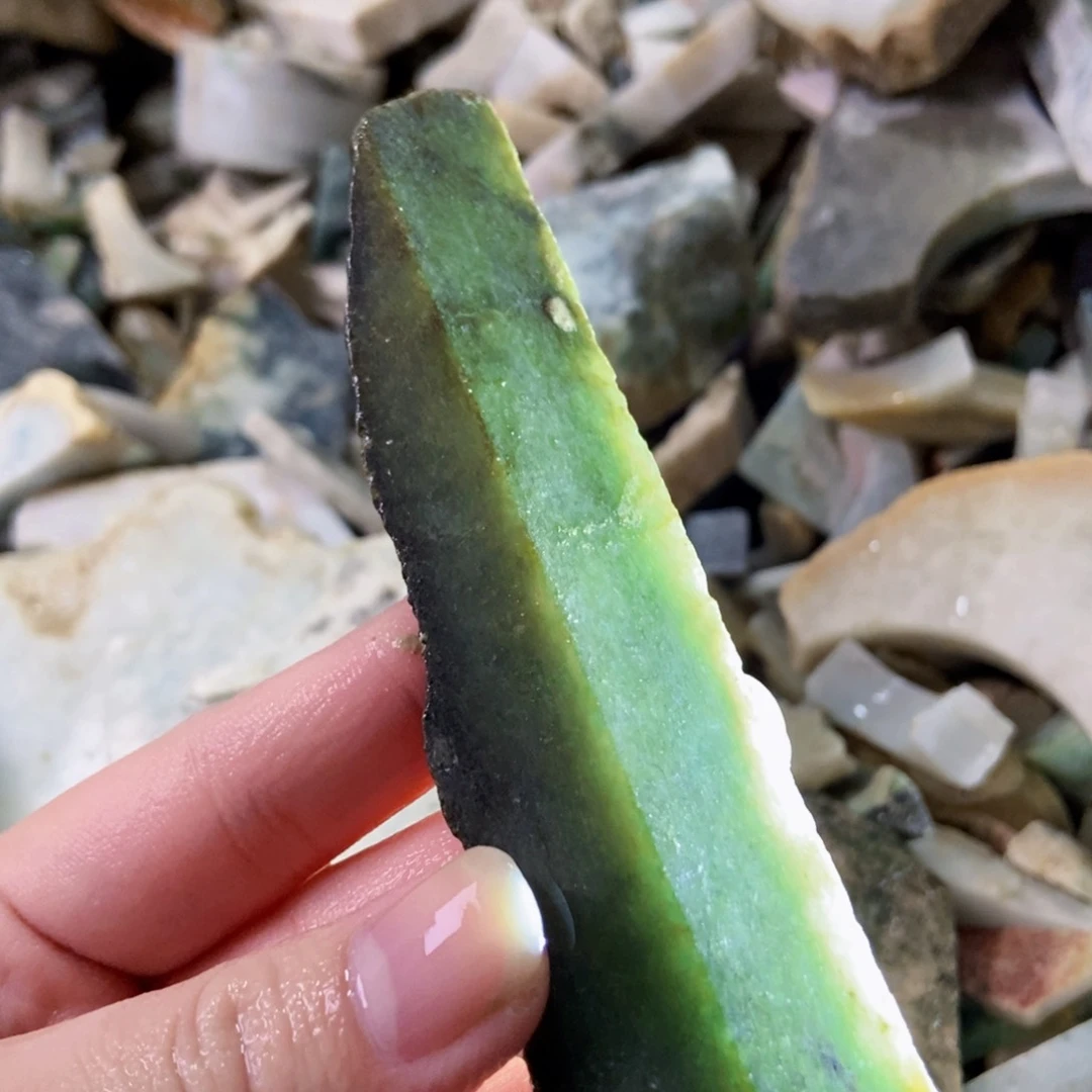 翡翠未镶嵌颈饰天然翡翠