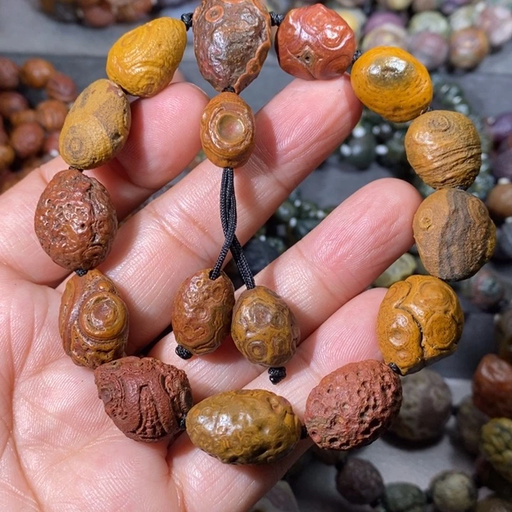 未镶嵌玛瑙/玉髓珠宝奇石