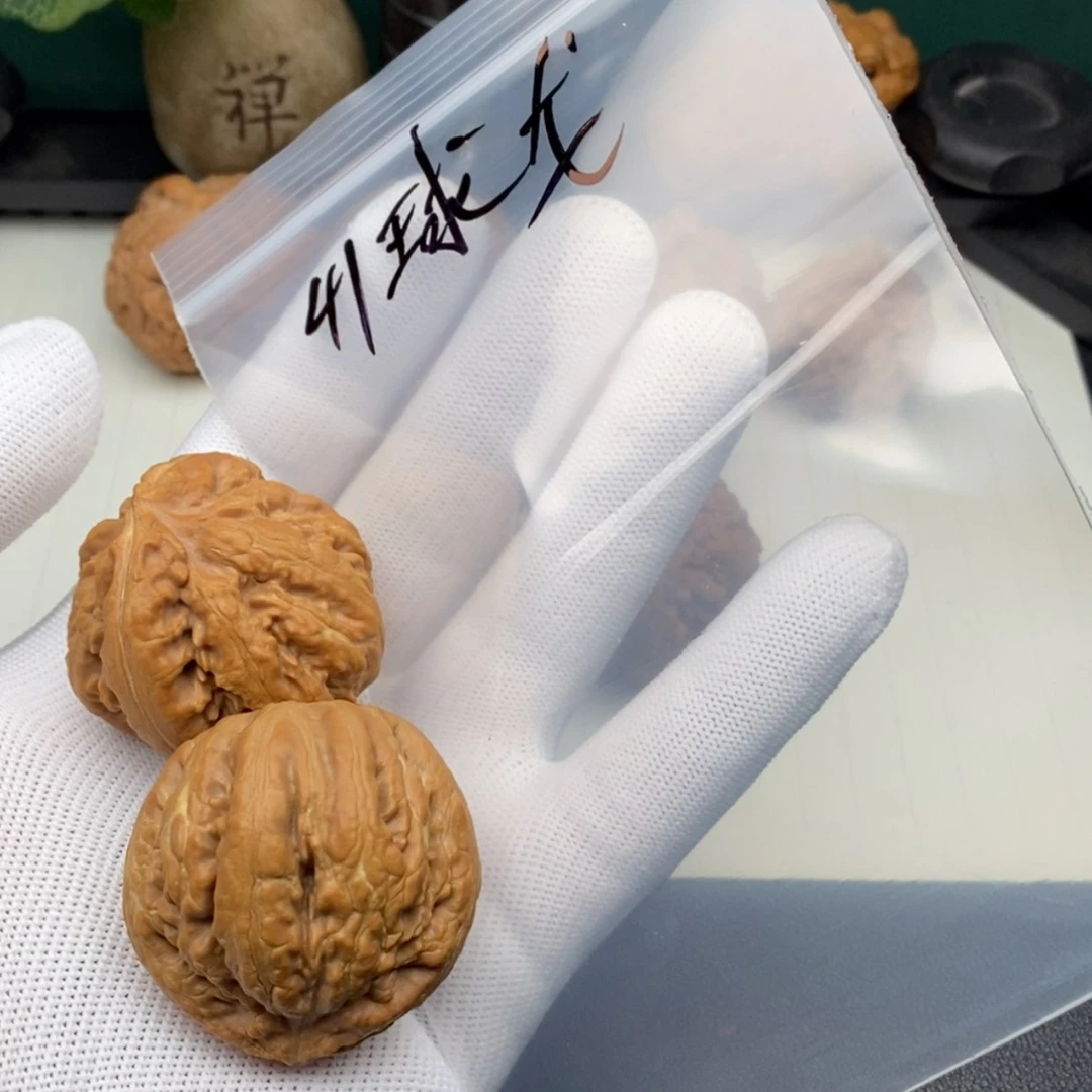 【闪购商品】文玩核桃吊坠霸王龙