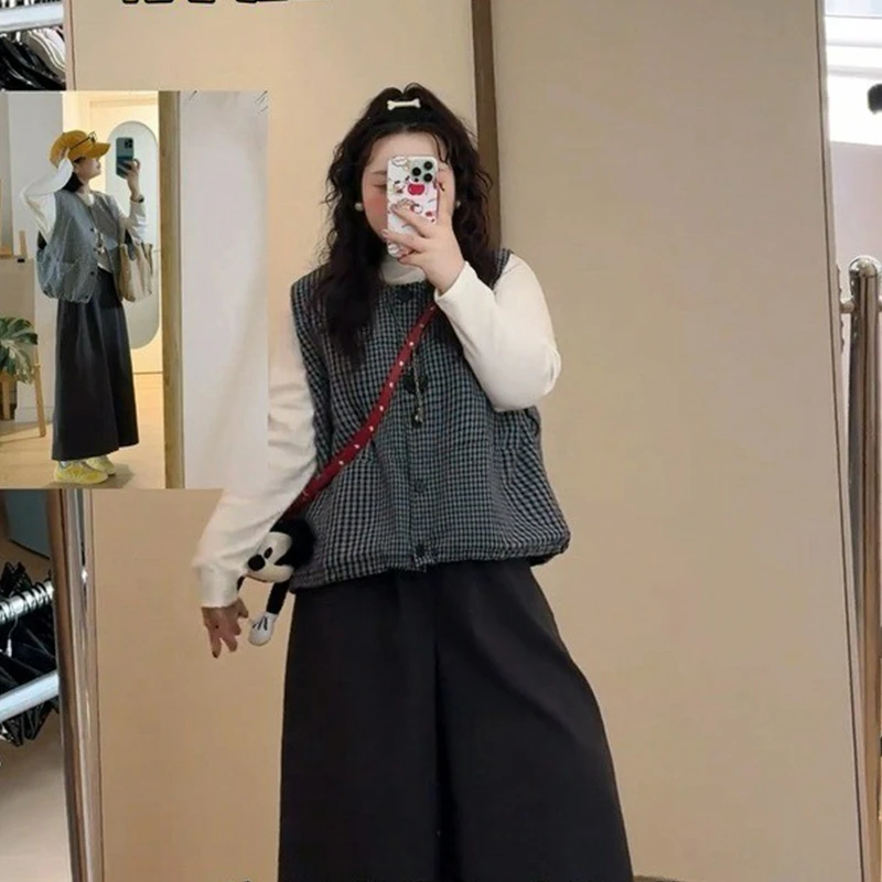 大码女装日系百搭复古格子马甲秋季新款胖MM无袖宽松减龄显瘦马夹