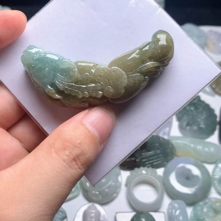 翡翠未镶嵌颈饰貔貅玉珩53