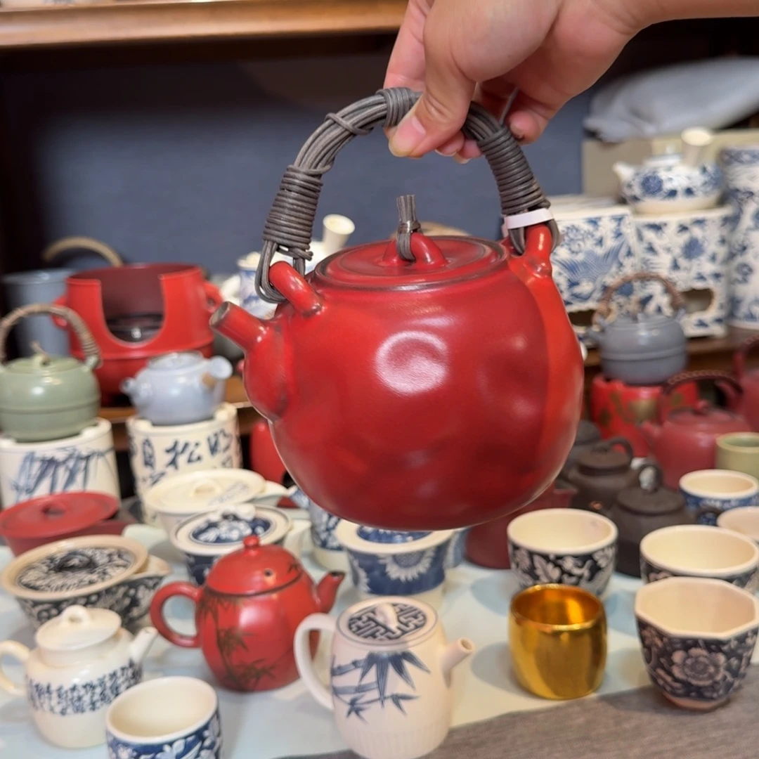 淋****梵山堂陶壶红听云