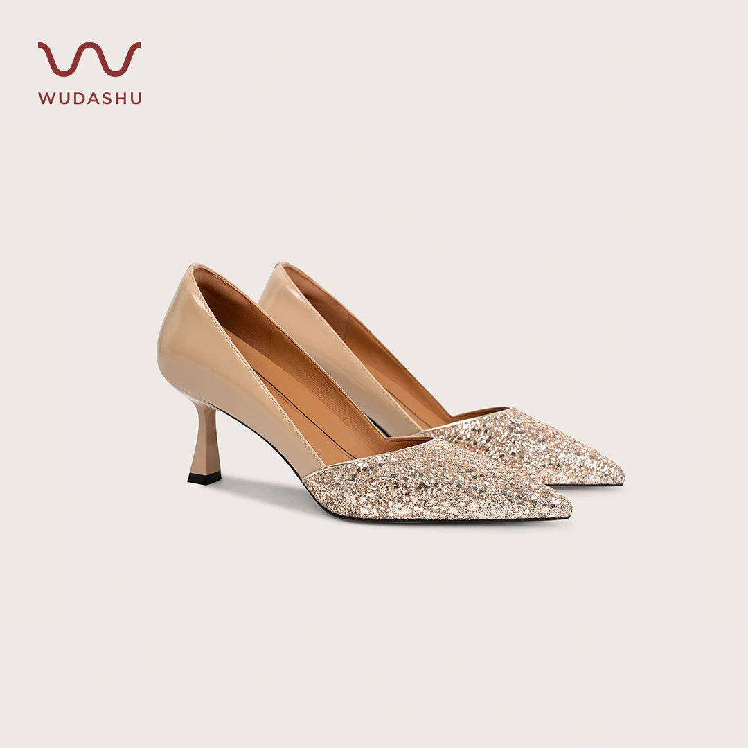 穿高跟鞋的吴大叔【达人专享】红云鞋春季法式亮钻婚鞋尖头细高跟鞋