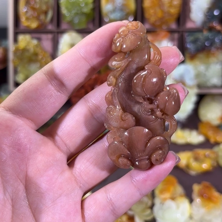 未镶嵌蛇纹石玉颈饰