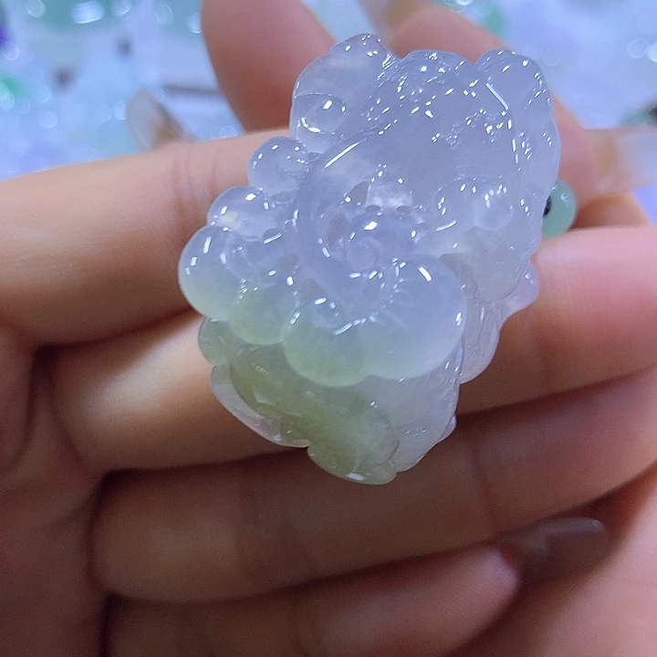 颈饰未镶嵌翡翠天然翡翠A货吊坠