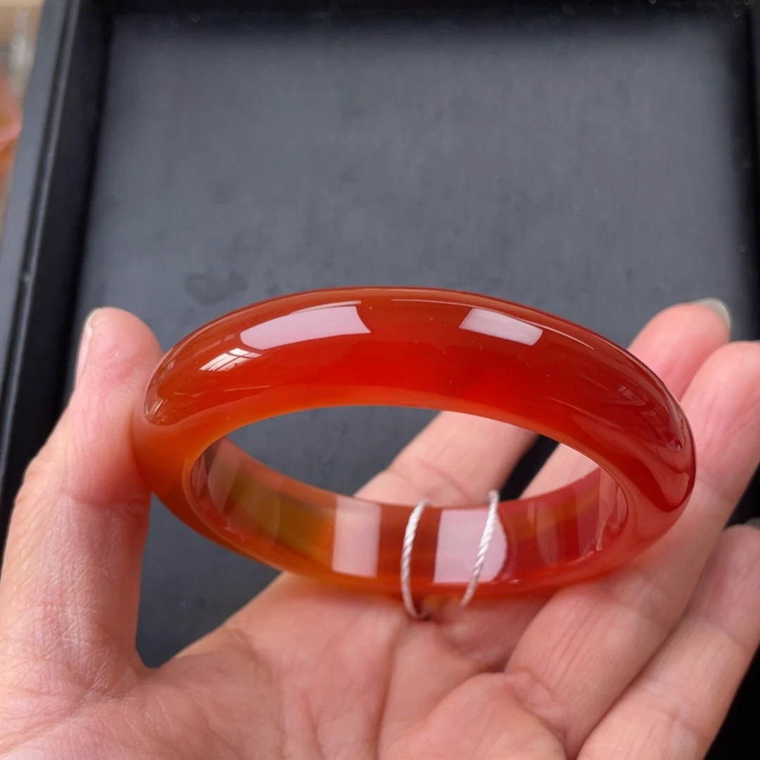 玛瑙/玉髓手镯未镶嵌58圈口