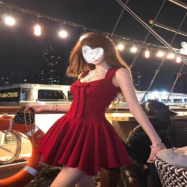 法式氛围感蝴蝶结吊带连衣裙女夏季装纯欲蝴蝶结千金感收腰连衣裙