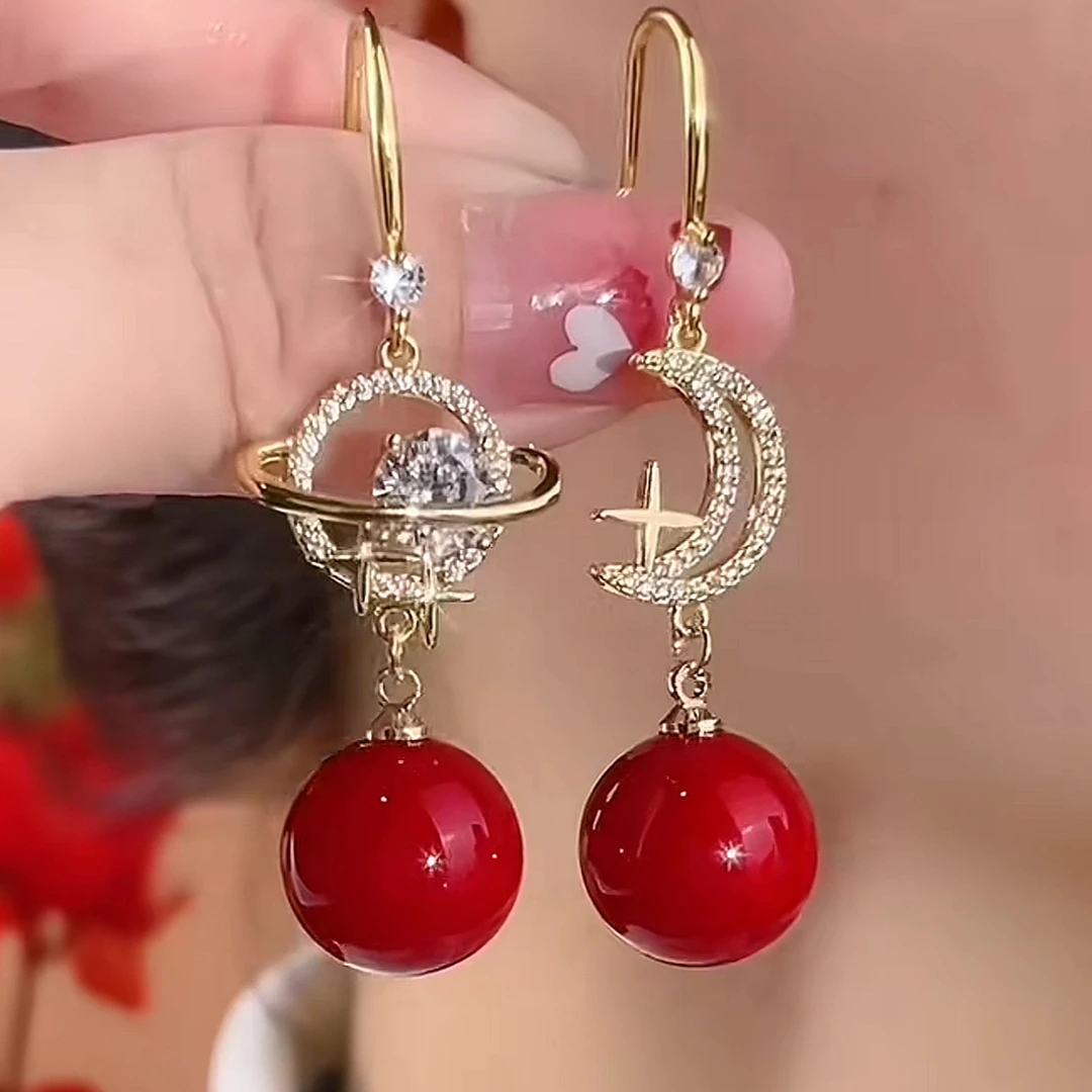 气质超闪不对称星月红珠耳坠时尚百搭高级感耳环新年红色显白耳饰