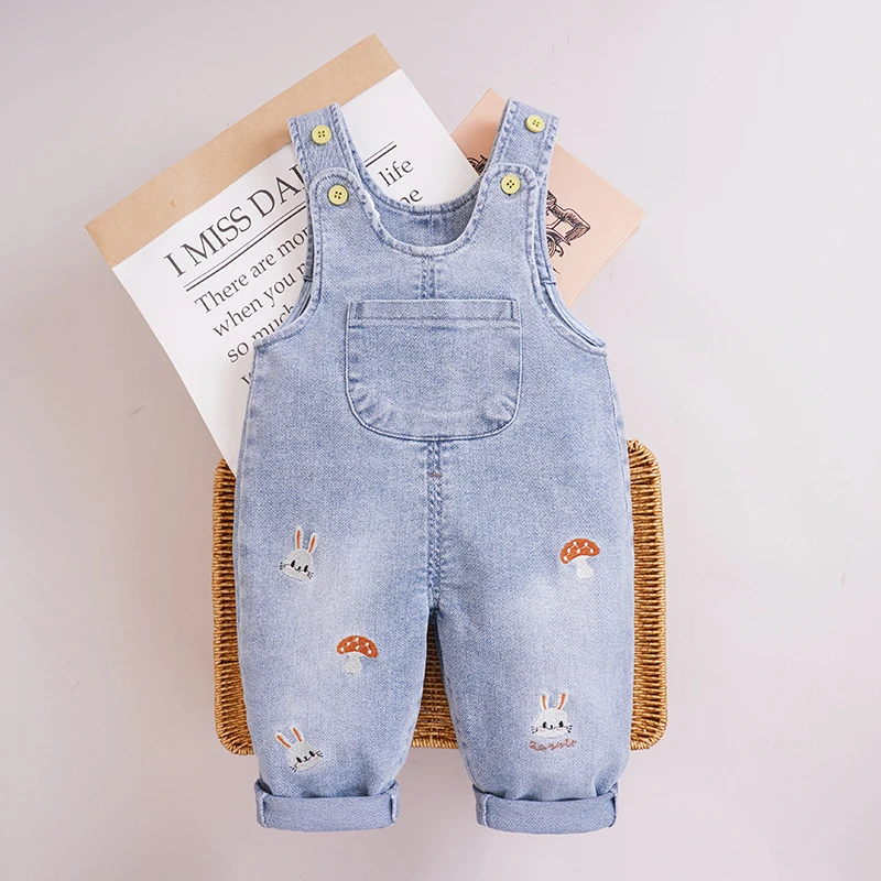 宝宝背带裤春季新款0-4岁男女儿童软牛仔萌趣百搭婴儿连体衣新款