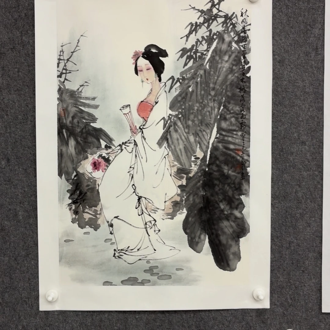 逸***文国画宣纸上写着你是一位伟大而