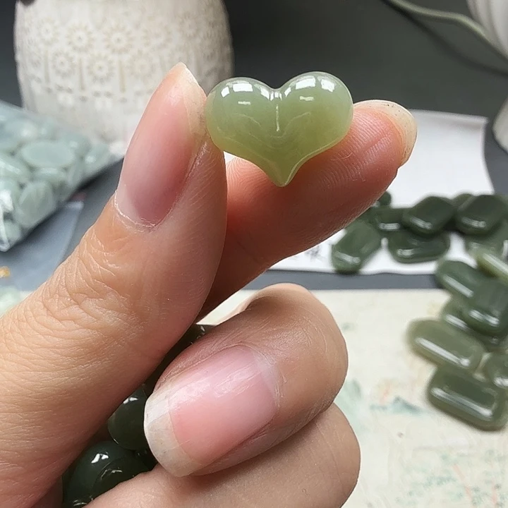 颈饰未镶嵌和田玉6