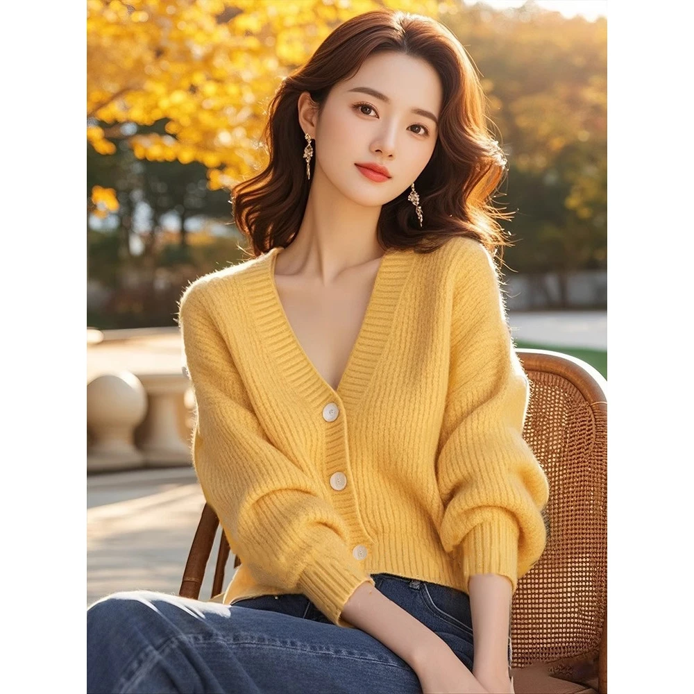 超级好看黄色针织开衫女2024秋冬新款温柔风韩系V领宽松长袖外套