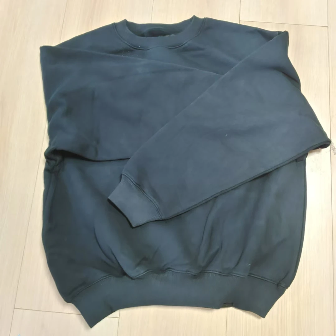 黑色刺绣圆领卫衣/CB(W21230)