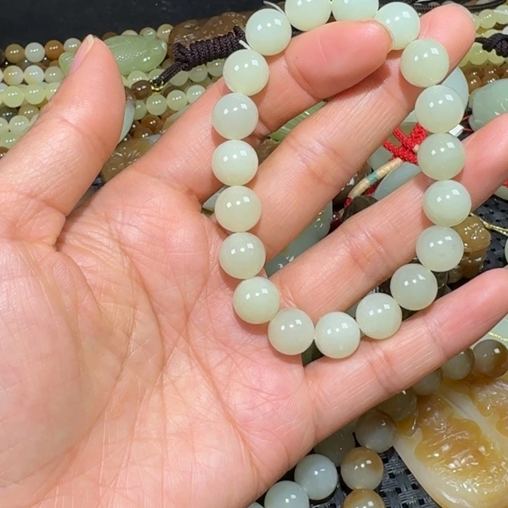 和田玉（青玉）未镶嵌手链
