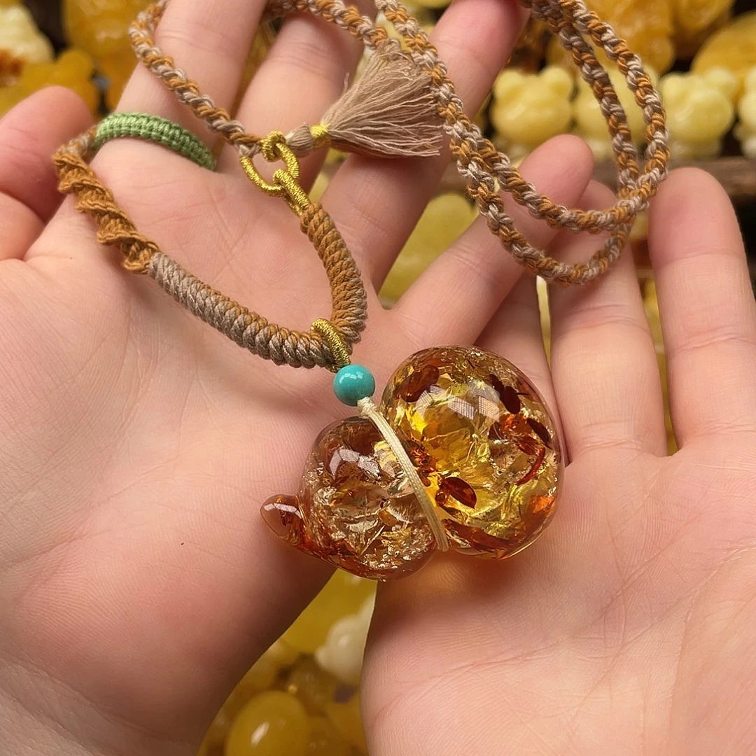 琥珀未镶嵌珠宝奇石