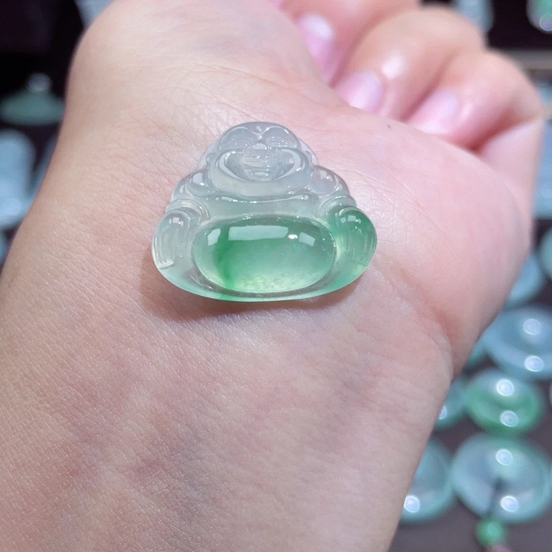 颈饰未镶嵌翡翠佛公