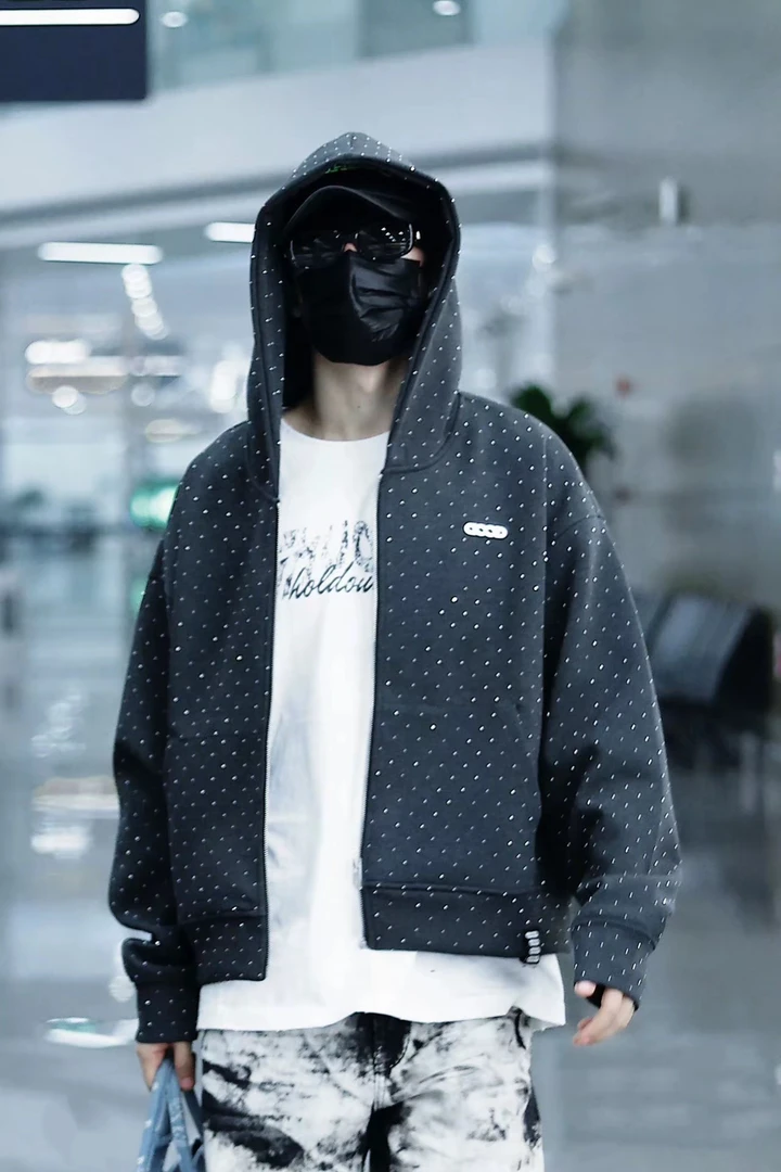 高瀚宇同款G0D闪银星空烫钻空气层时尚高级开衫连帽卫衣男女同款