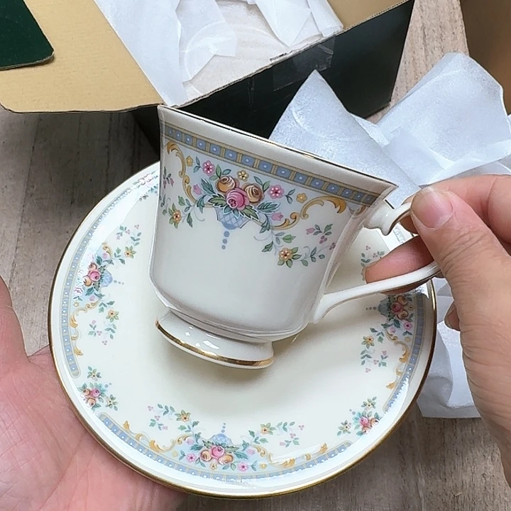 瓷片哈哈哈哈哈哈哈
