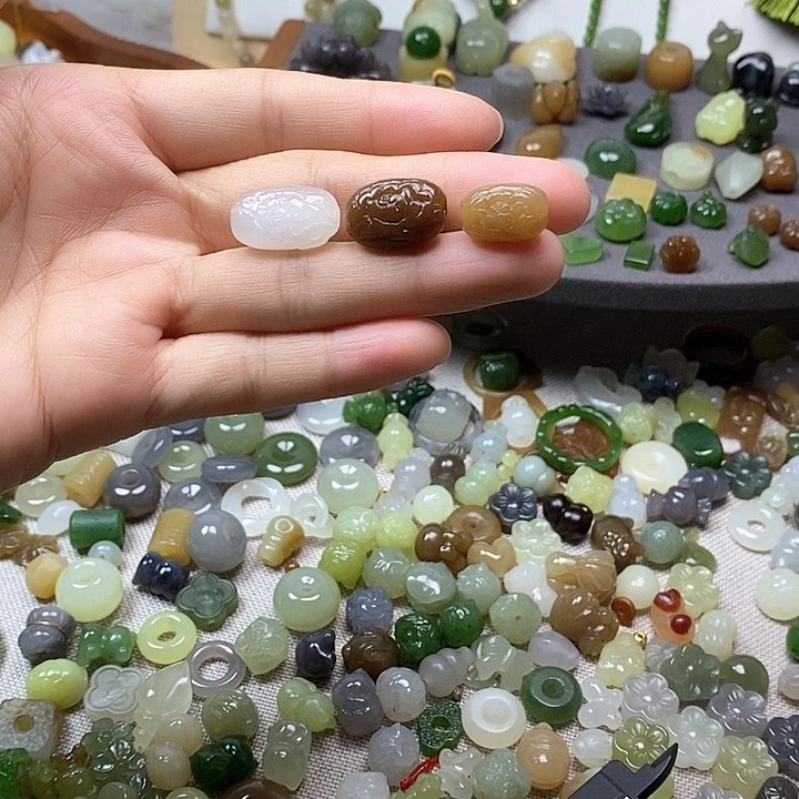 未镶嵌和田玉挂件牡丹花珠150一个多样性发其一