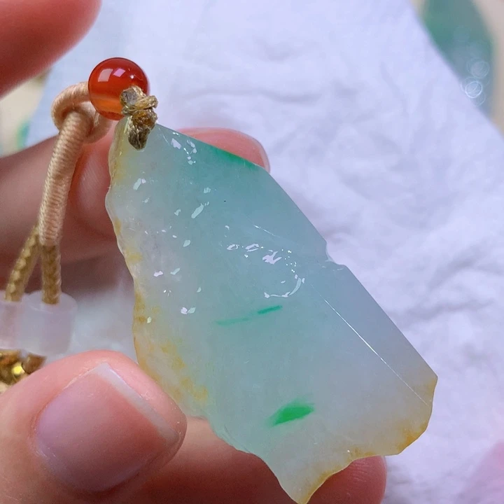 翡翠未镶嵌吊坠(不含链) 9600