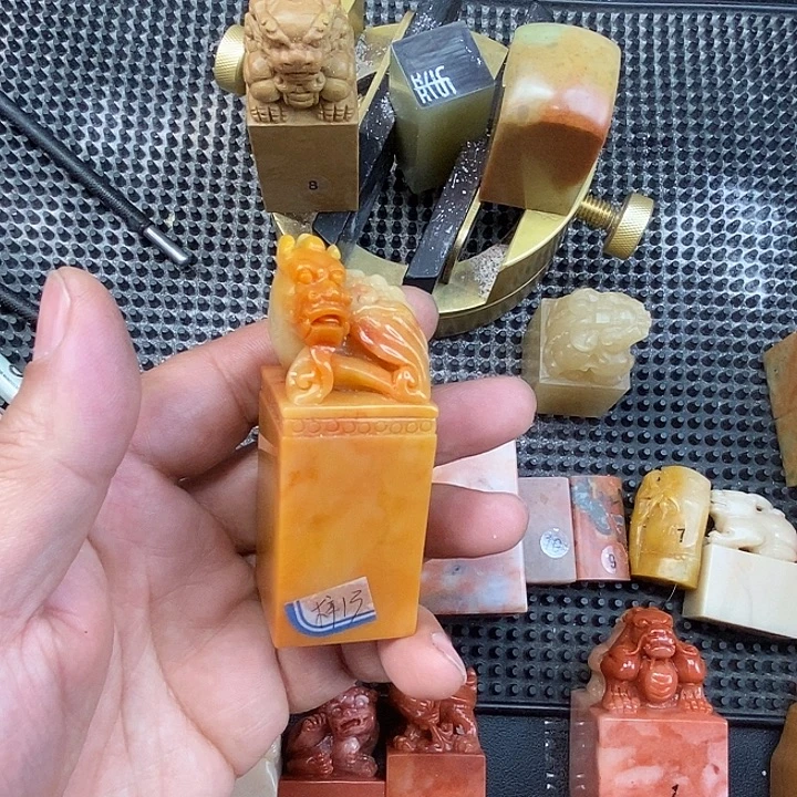 老挝石现场直播篆刻