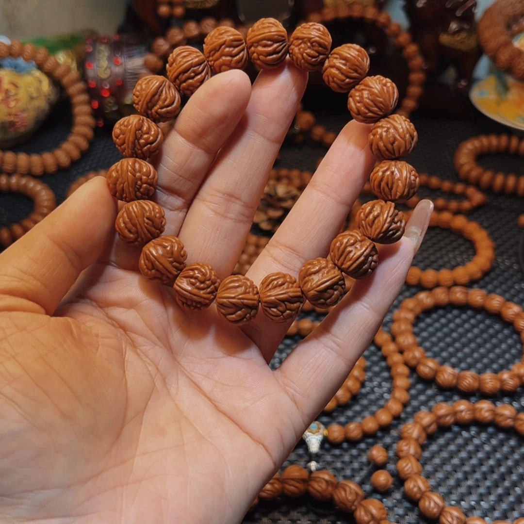 老***了桃核手串15野生红魔爆肚