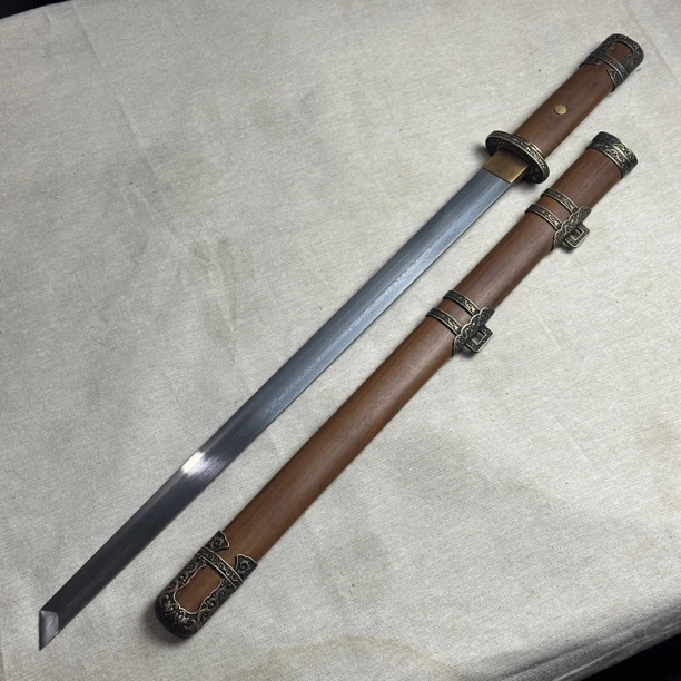 326 龙泉昊天宝剑-花纹钢龙凤檀木铜装中款唐刀未开刃