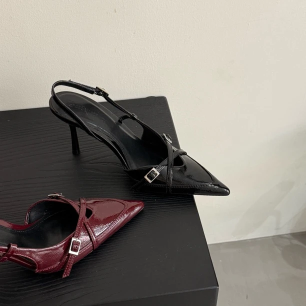 春夏新品米白色高跟鞋女尖头穆勒鞋细跟包头凉鞋仙女风单鞋配裙子