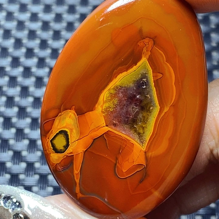 玛瑙/玉髓颈饰未镶嵌往***丁