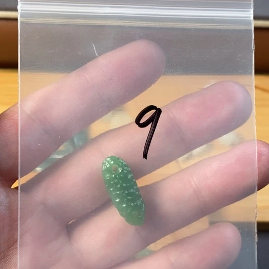 呦***呦颈饰未镶嵌和田玉