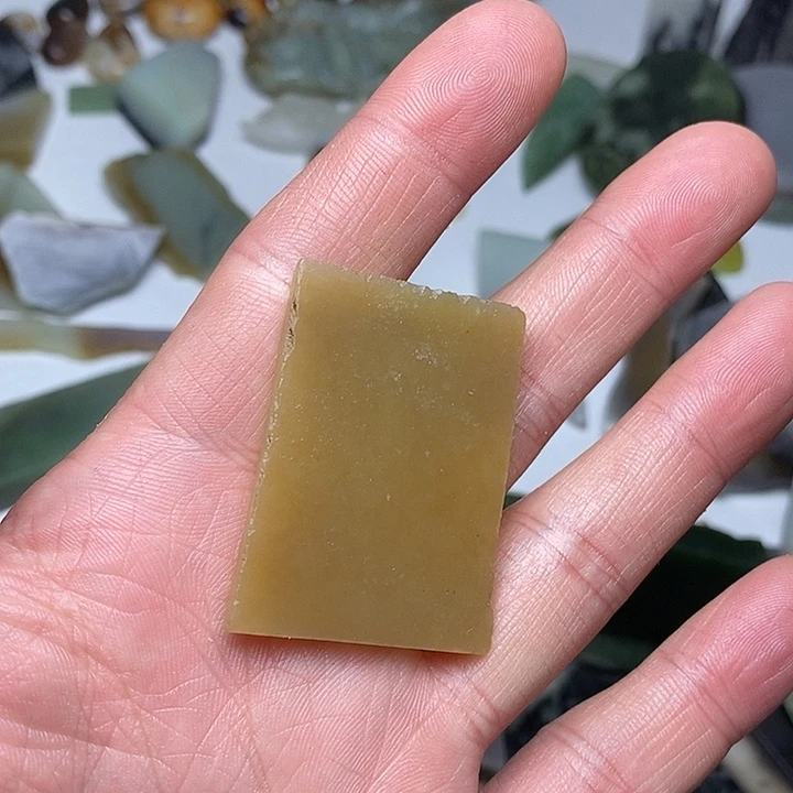 和田玉（糖玉）未镶嵌笔搁