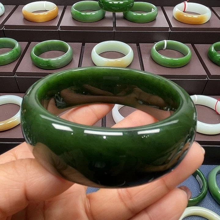 和田玉未镶嵌手镯6364